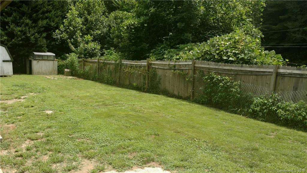 290 Trent Road, Unit 1 Brevard, NC 28712 - Photo 12 of 15 Gallery Image 12