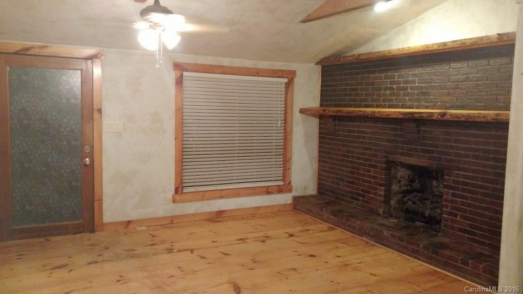 290 Trent Road, Unit 1 Brevard, NC 28712 - Photo 3 of 15 Gallery Image 3