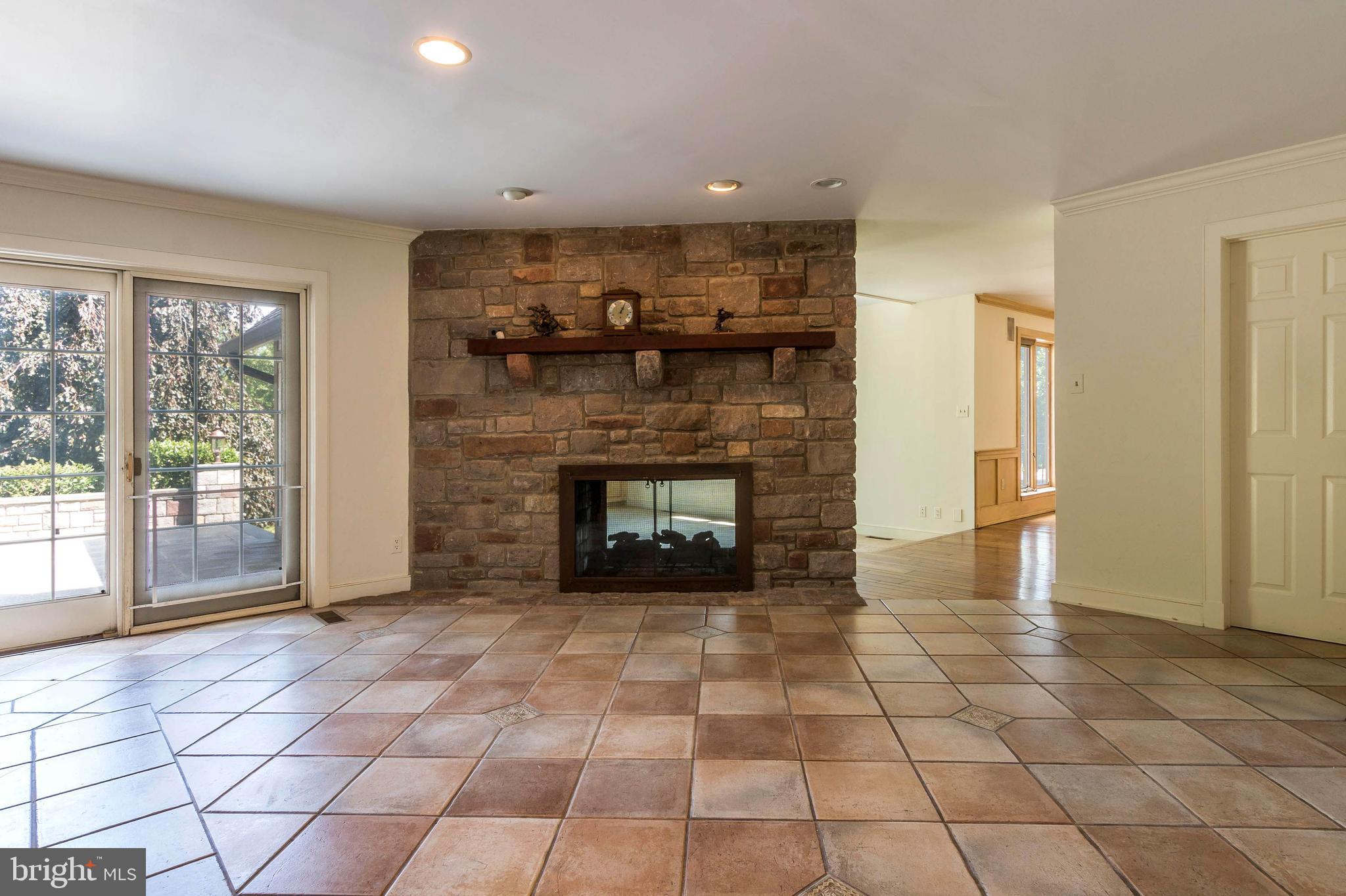 4547 Wismer Road Doylestown, PA 18902 - Photo 15 of 44
