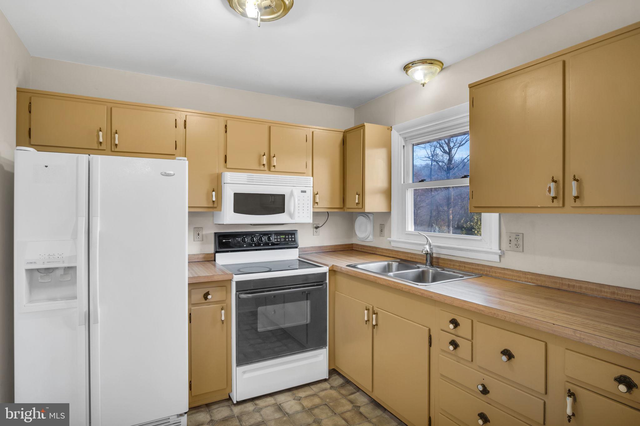 570 Ridge Road Lewisberry, PA 17339 - Photo 10 of 30 Gallery Image 10