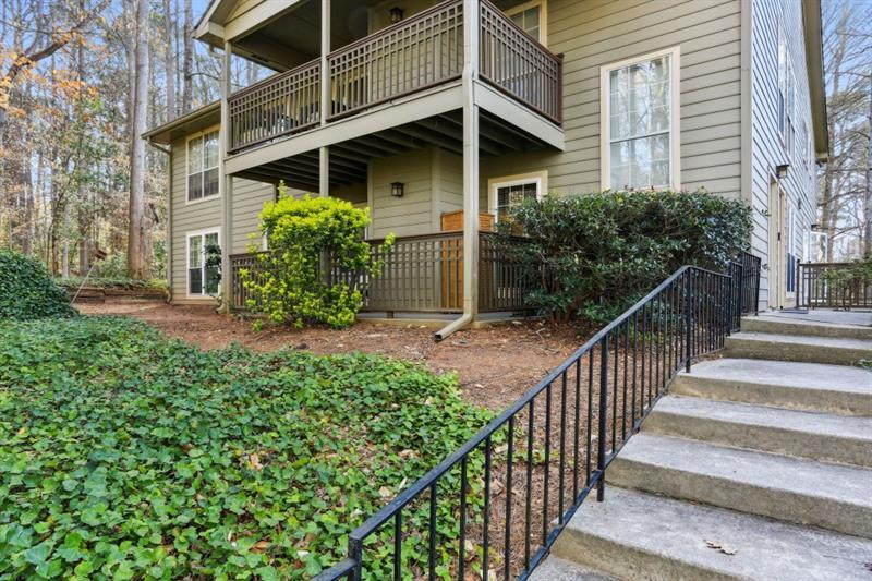 2901 Lenox Road Northeast, Unit 1002 Atlanta, GA 30324 - Photo 25 of 27