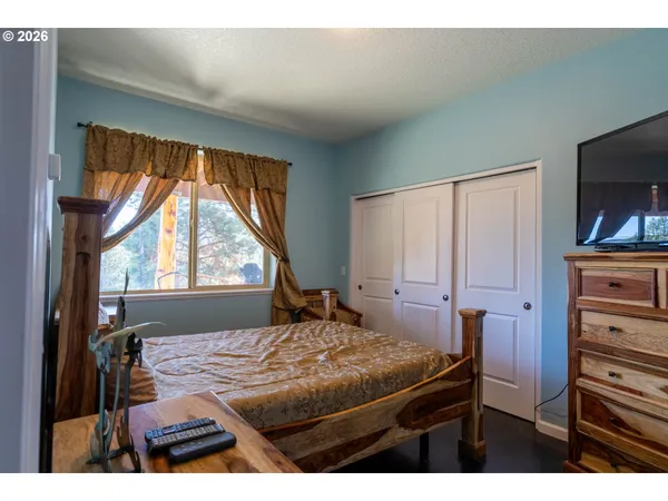 $775,000 | 31367 Clarks Creek Road, Mount Vernon, OR 97865