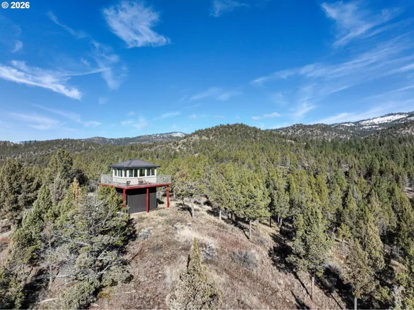 $775,000 | 31367 Clarks Creek Road, Mount Vernon, OR 97865