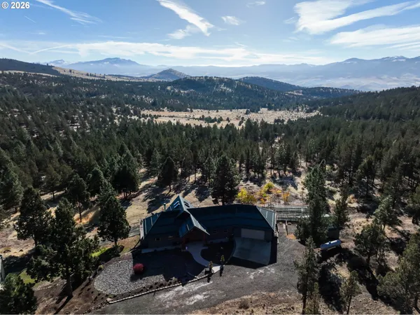 $775,000 | 31367 Clarks Creek Road, Mount Vernon, OR 97865