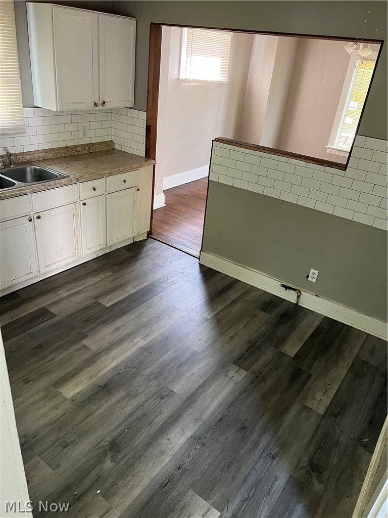 2087 North Taylor Road Cleveland Heights, OH 44112 - Photo 8 of 17 Kitchen