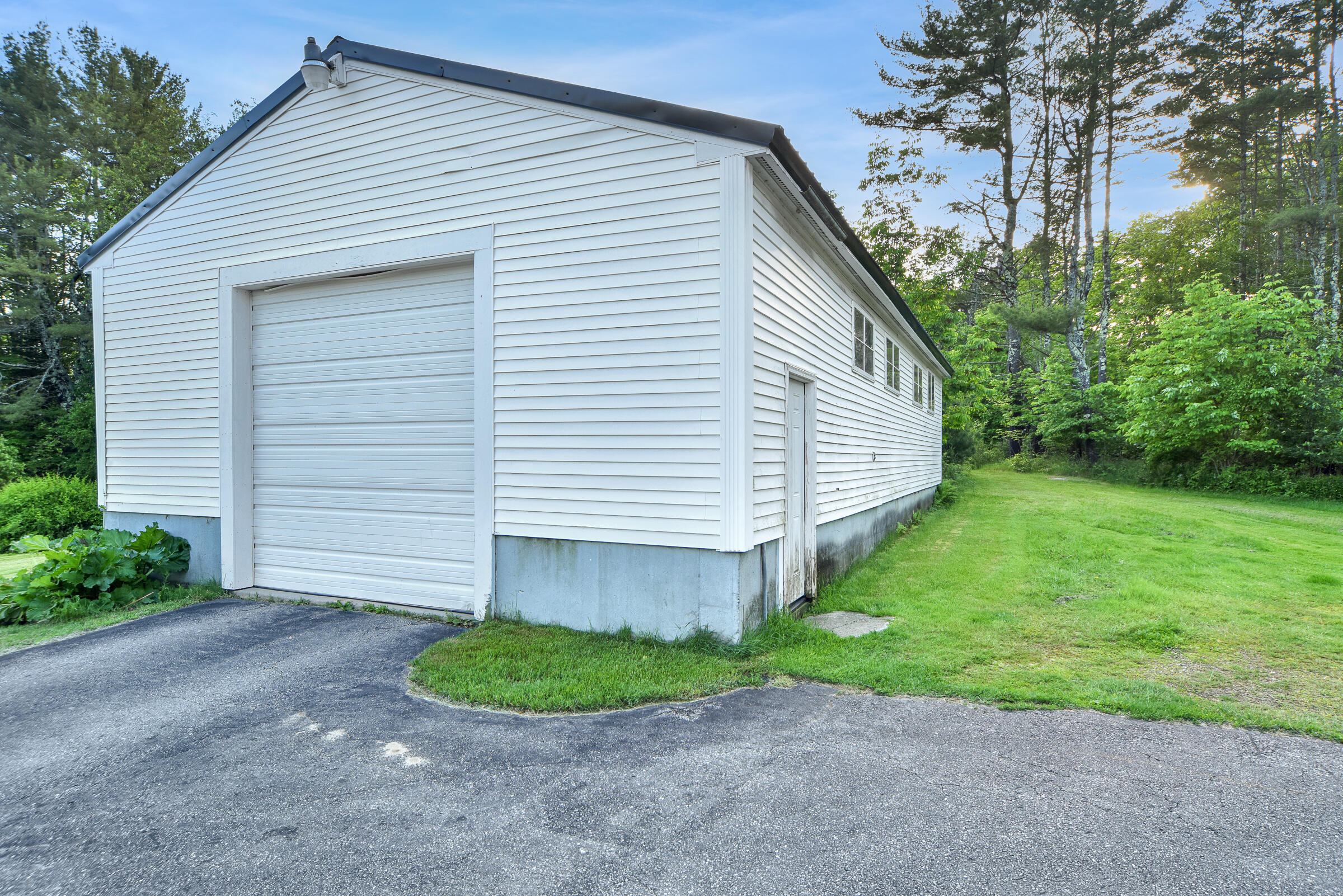 79 Fisher Road Bowdoinham, ME 04008 - Photo 36 of 45 25 x 50 Barn