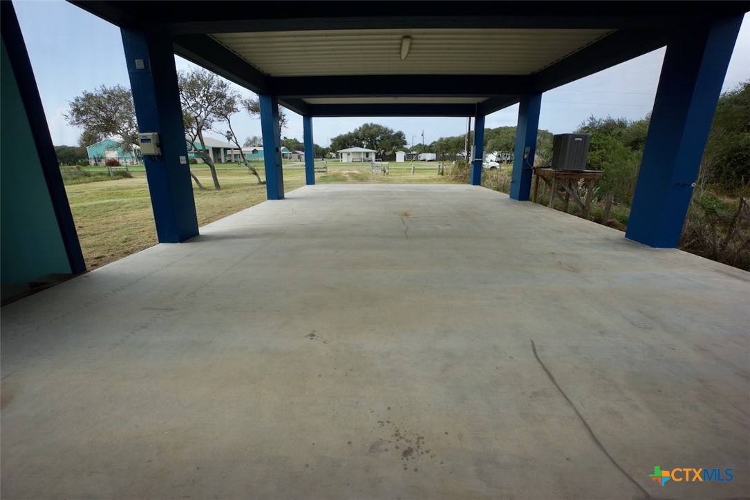 811 Main Street Port O'Connor, TX 77982 - Photo 33 of 35