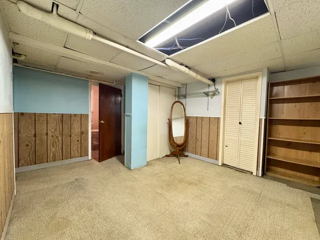 a view of a storage & utility room