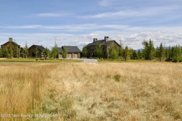 $650,000 | 1065 Shasta Daisy Court, Driggs, ID 83422