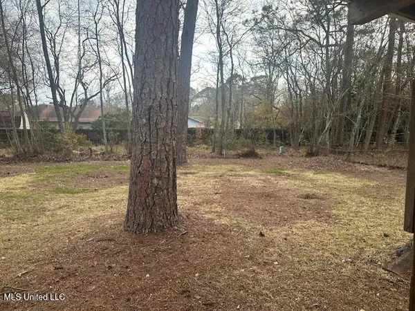 $1,550 | 2437 Oxford Drive, Gautier, MS 39553