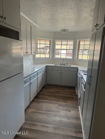 $1,550 | 2437 Oxford Drive, Gautier, MS 39553