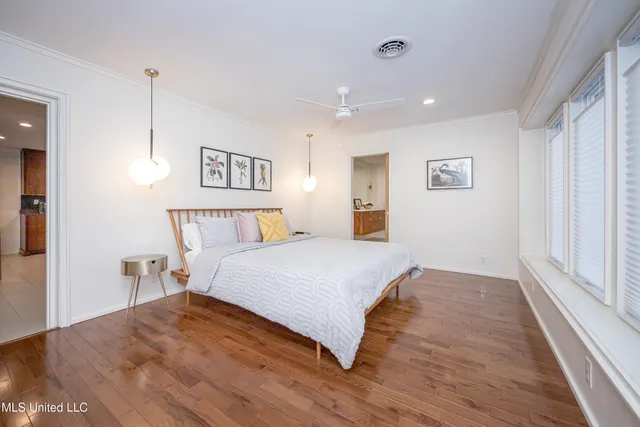 $939,900 | 1210 Harbor Road, Ocean Springs, MS 39564