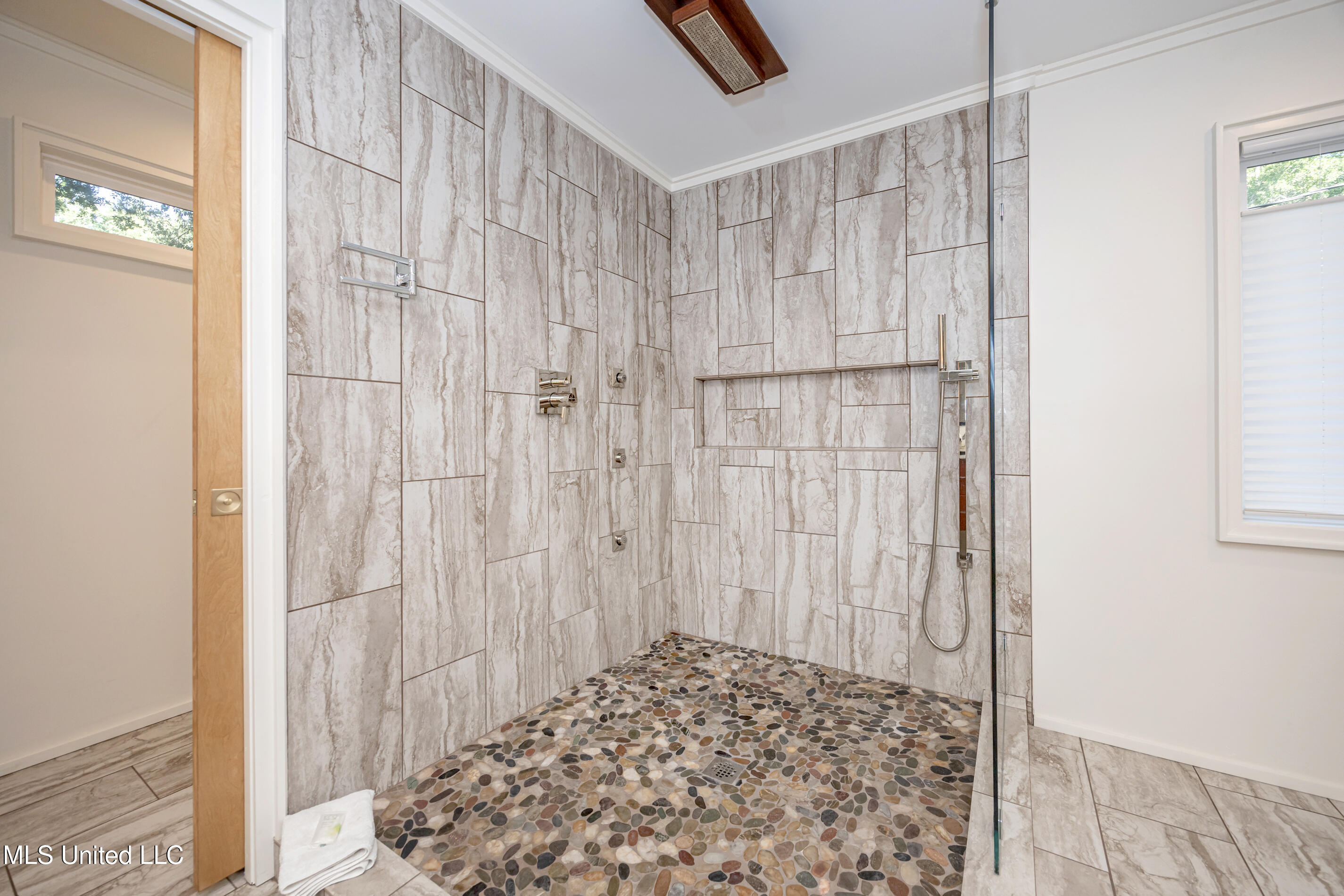 1210 Harbor Road Ocean Springs, MS 39564 - Photo 40 of 78 IMG_7046