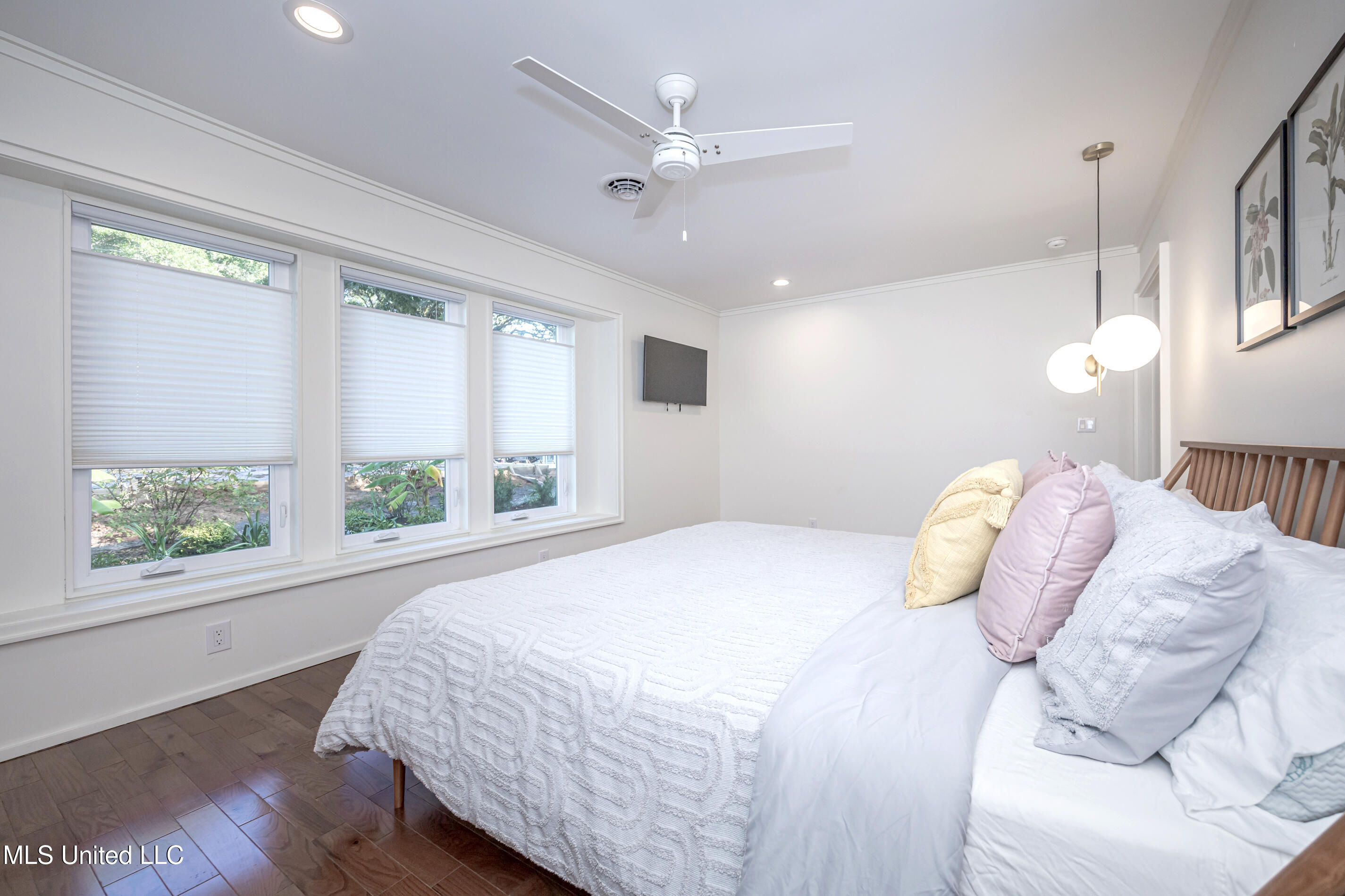 1210 Harbor Road Ocean Springs, MS 39564 - Photo 47 of 78 IMG_7054