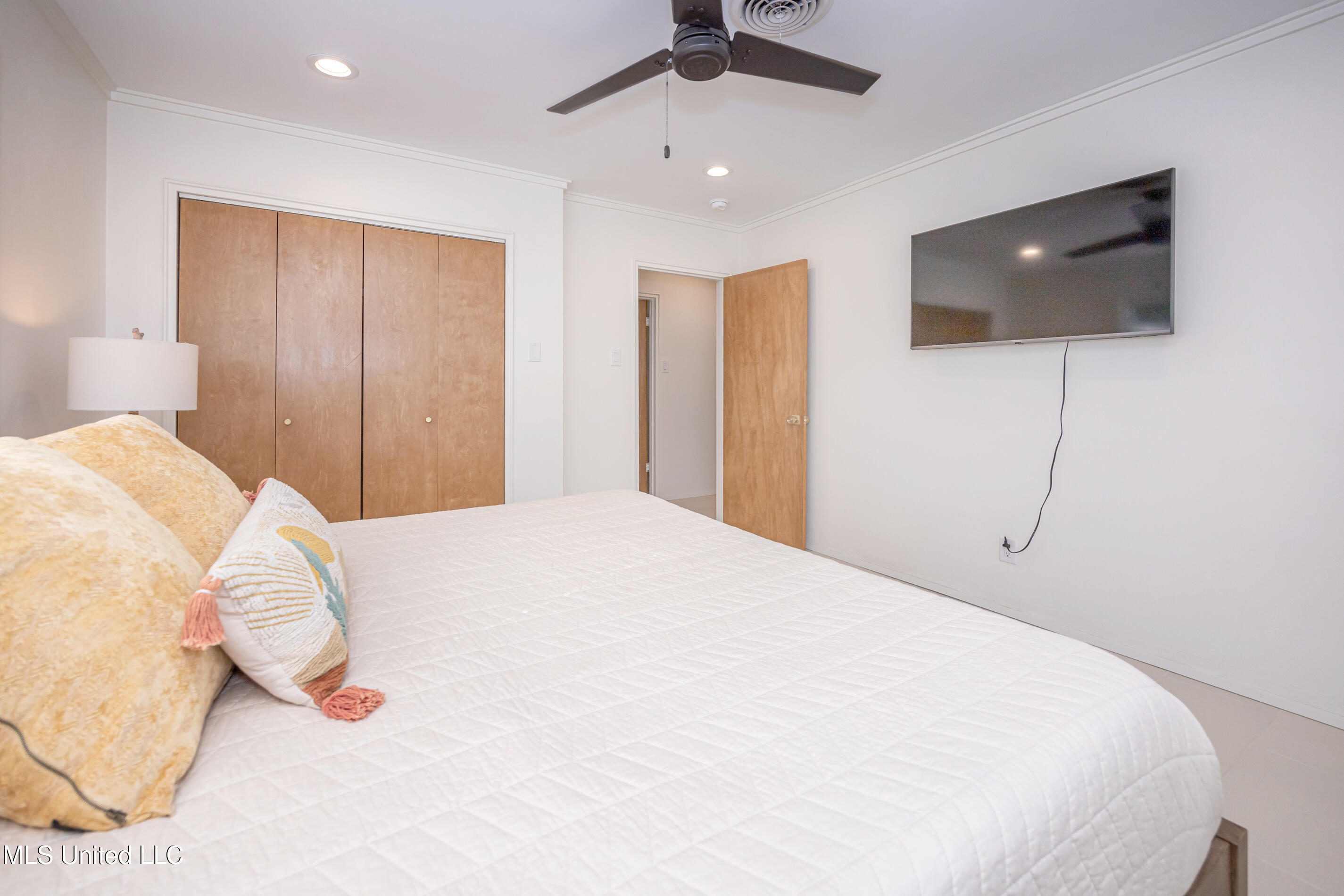 1210 Harbor Road Ocean Springs, MS 39564 - Photo 62 of 78 IMG_7082