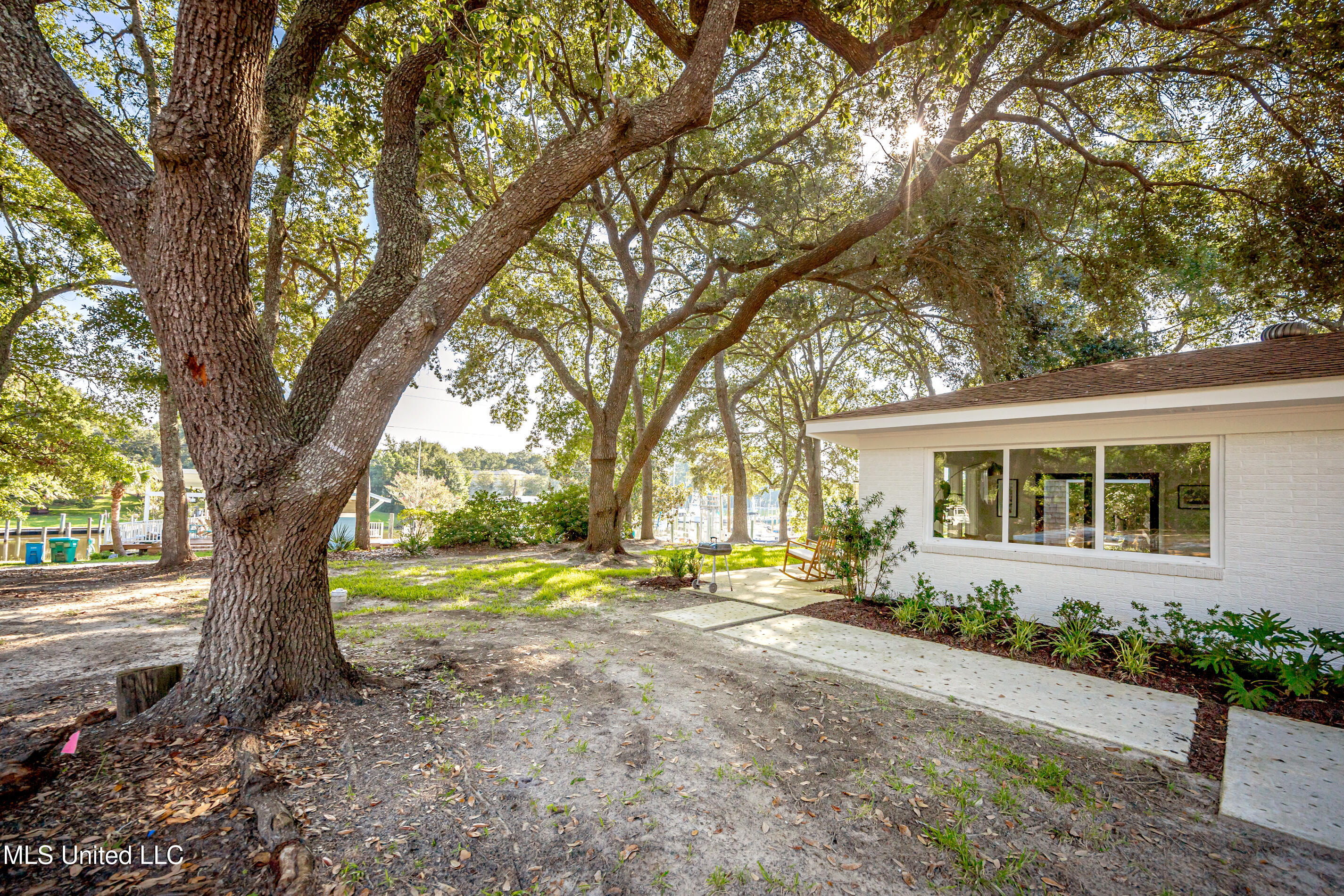 1210 Harbor Road Ocean Springs, MS 39564 - Photo 66 of 78 IMG_7107