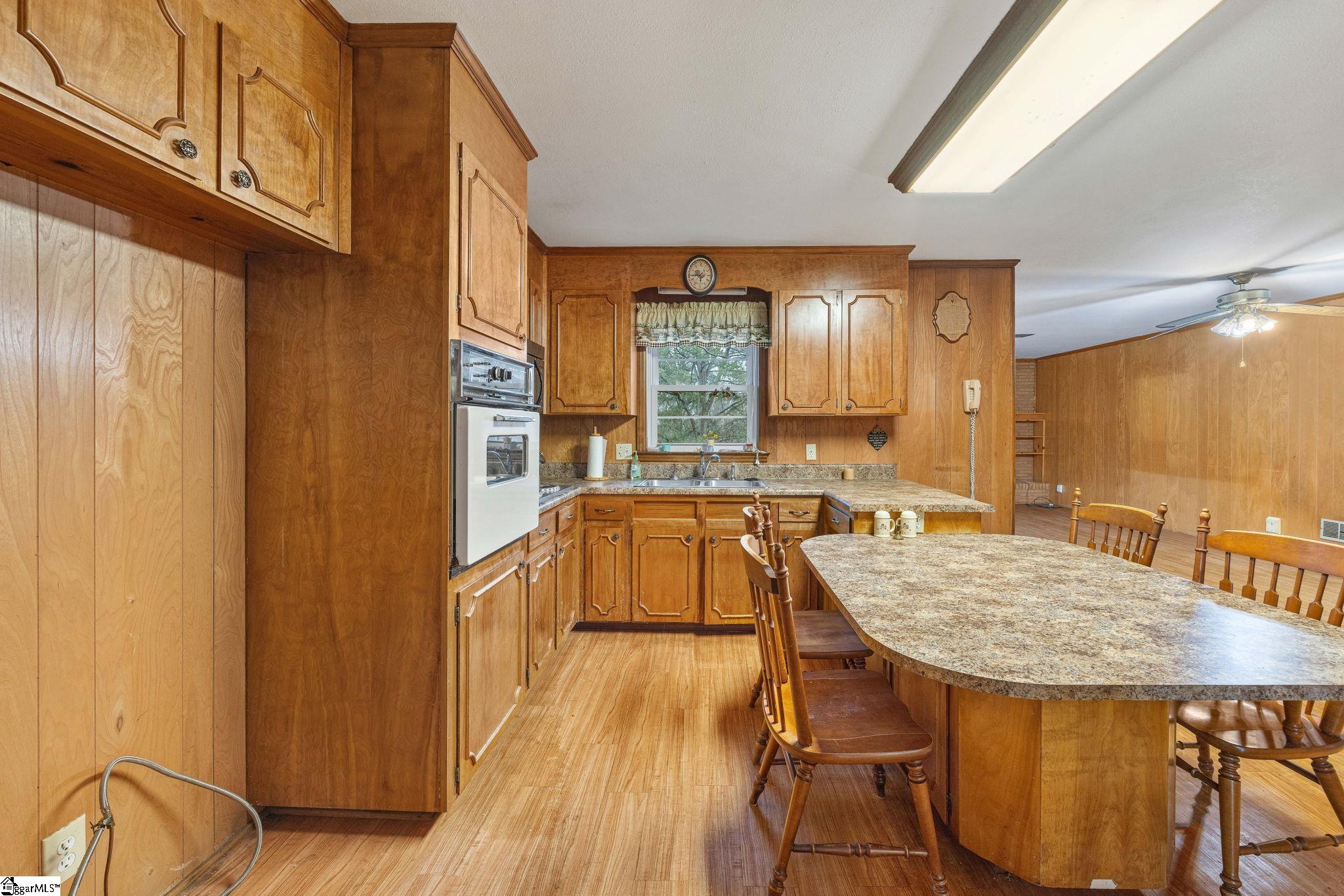 1592 Highway 357 Lyman, SC 29365 - Photo 20 of 37