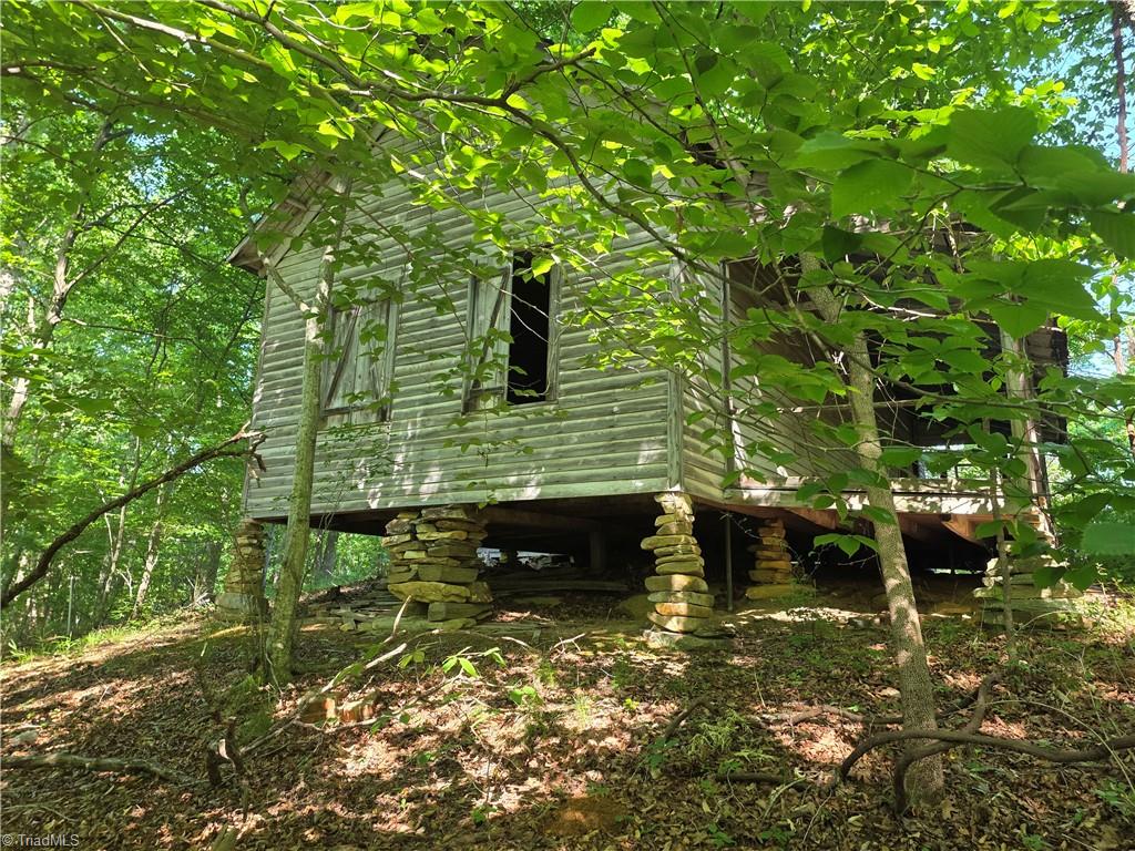 1055 Ed Booth Road Westfield, NC 27053 - Photo 8 of 15