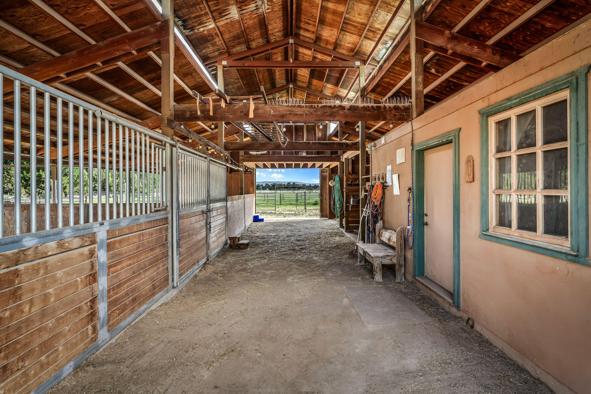 25271 Alfalfa Market Road Bend, OR 97701 - Photo 39 of 78 Gallery Image 39