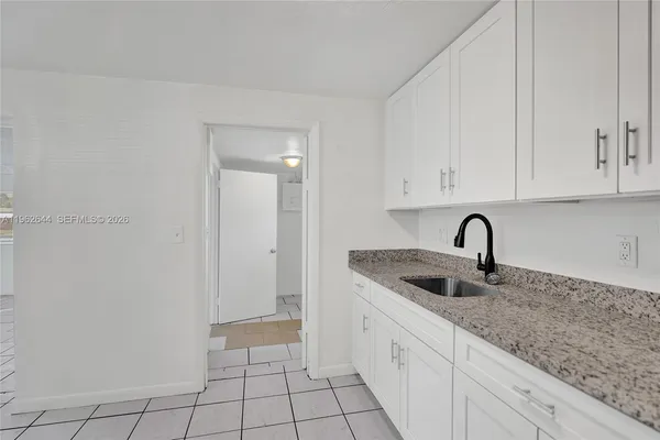 $410,000 | 307 Northwest 11th Avenue, Delray Beach, FL 33444