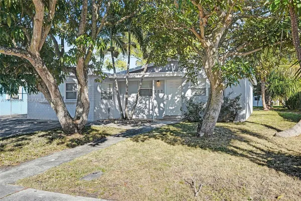 $410,000 | 307 Northwest 11th Avenue, Delray Beach, FL 33444