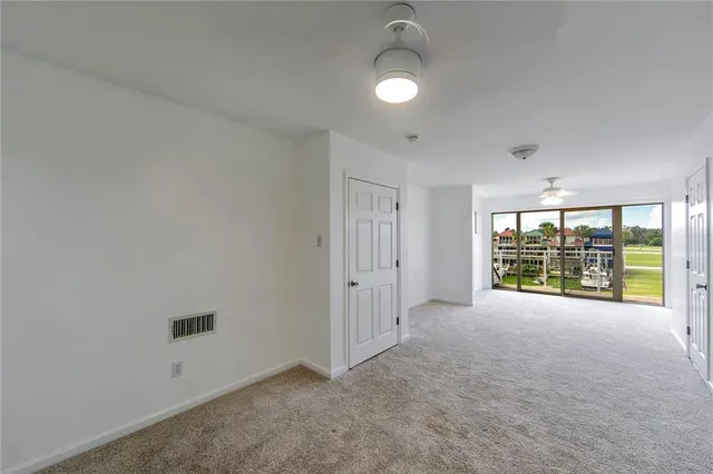 $2,096 | 3031 Barrow Street, Unit 14, Houma, LA 70360