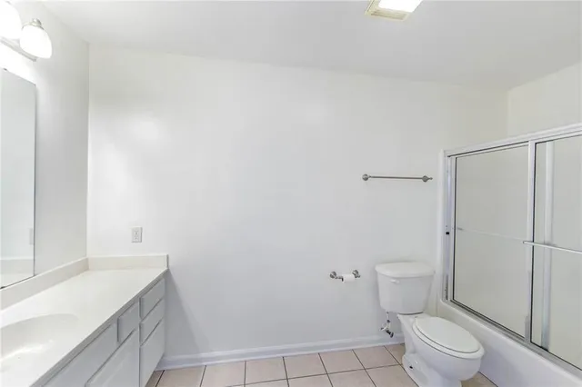 $2,096 | 3031 Barrow Street, Unit 14, Houma, LA 70360