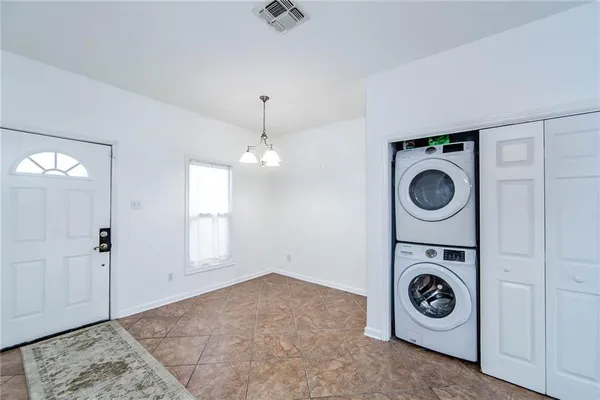 $2,096 | 3031 Barrow Street, Unit 14, Houma, LA 70360