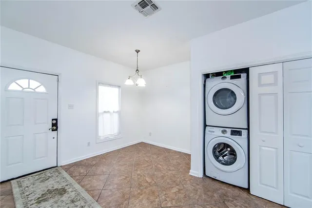 $2,096 | 3031 Barrow Street, Unit 14, Houma, LA 70360