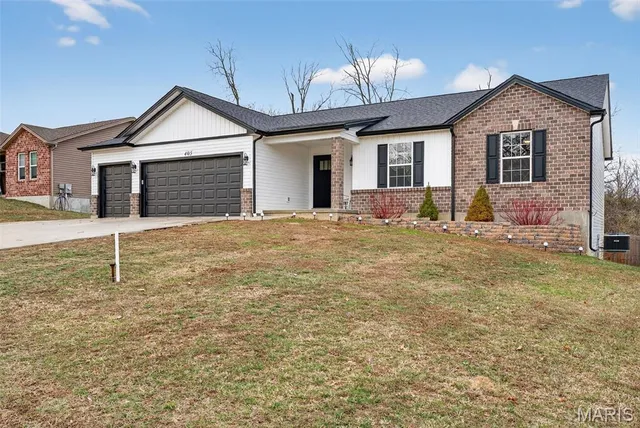 $335,000 | 405 Sandra Drive, Truesdale, MO 63380