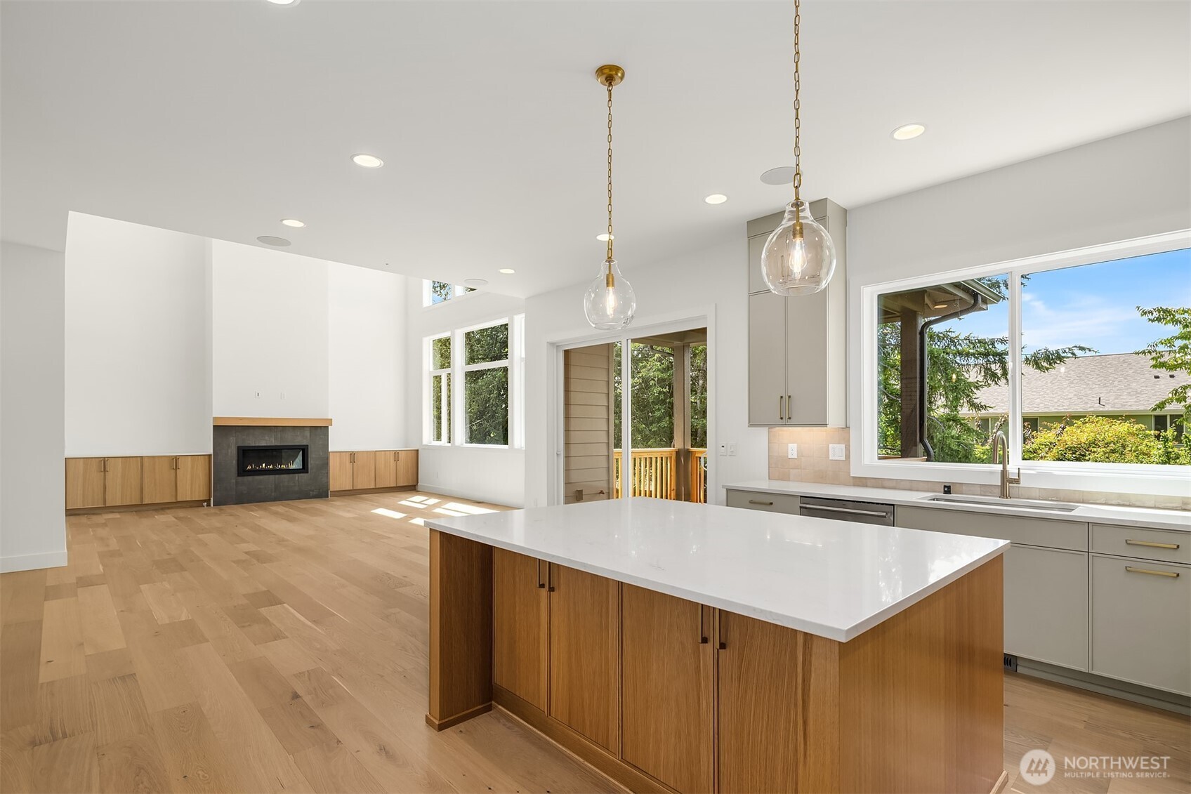 465 Orcas Avenue Northeast Renton, WA 98059 - Photo 11 of 40
