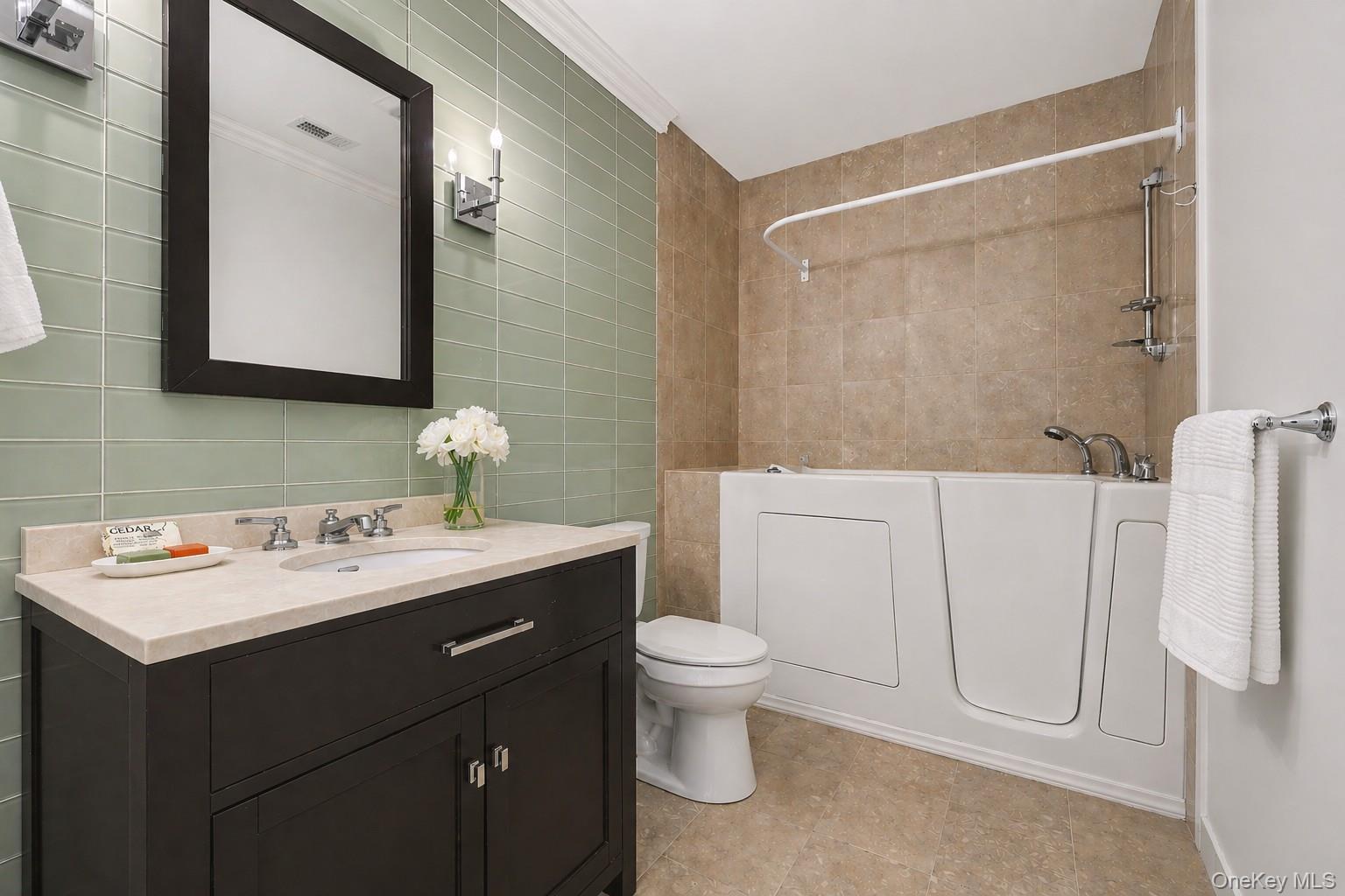 10 Morris Court Rye, NY 10580 - Photo 29 of 44 Garden level Jack and Jill bathroom