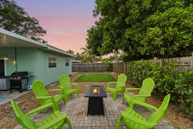 $3,750 | 1424 Willow Road, Palm Springs, FL 33406