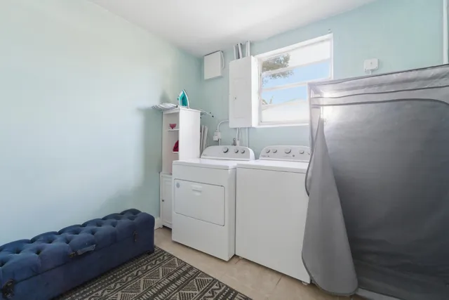 $3,750 | 1424 Willow Road, Palm Springs, FL 33406