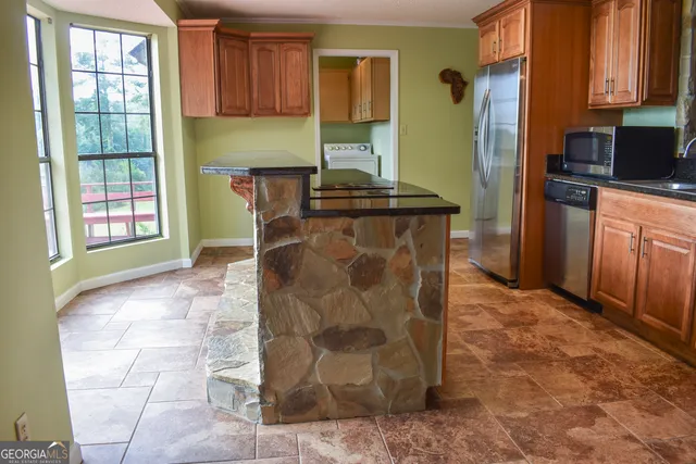 $895,000 | 81 Mariners Drive Northeast, Milledgeville, GA 31061