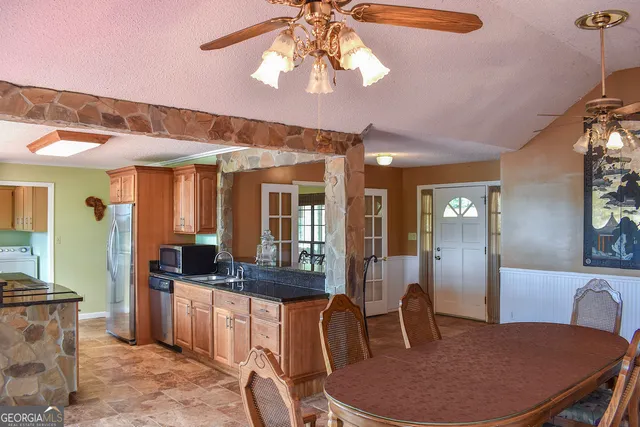 $895,000 | 81 Mariners Drive Northeast, Milledgeville, GA 31061