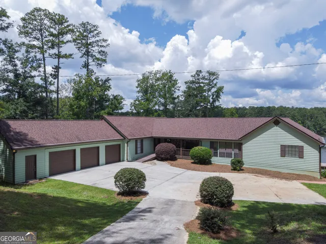 $895,000 | 81 Mariners Drive Northeast, Milledgeville, GA 31061