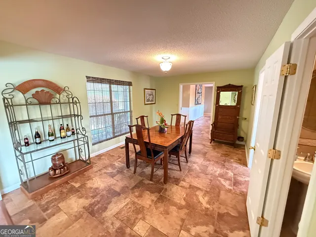 $895,000 | 81 Mariners Drive Northeast, Milledgeville, GA 31061