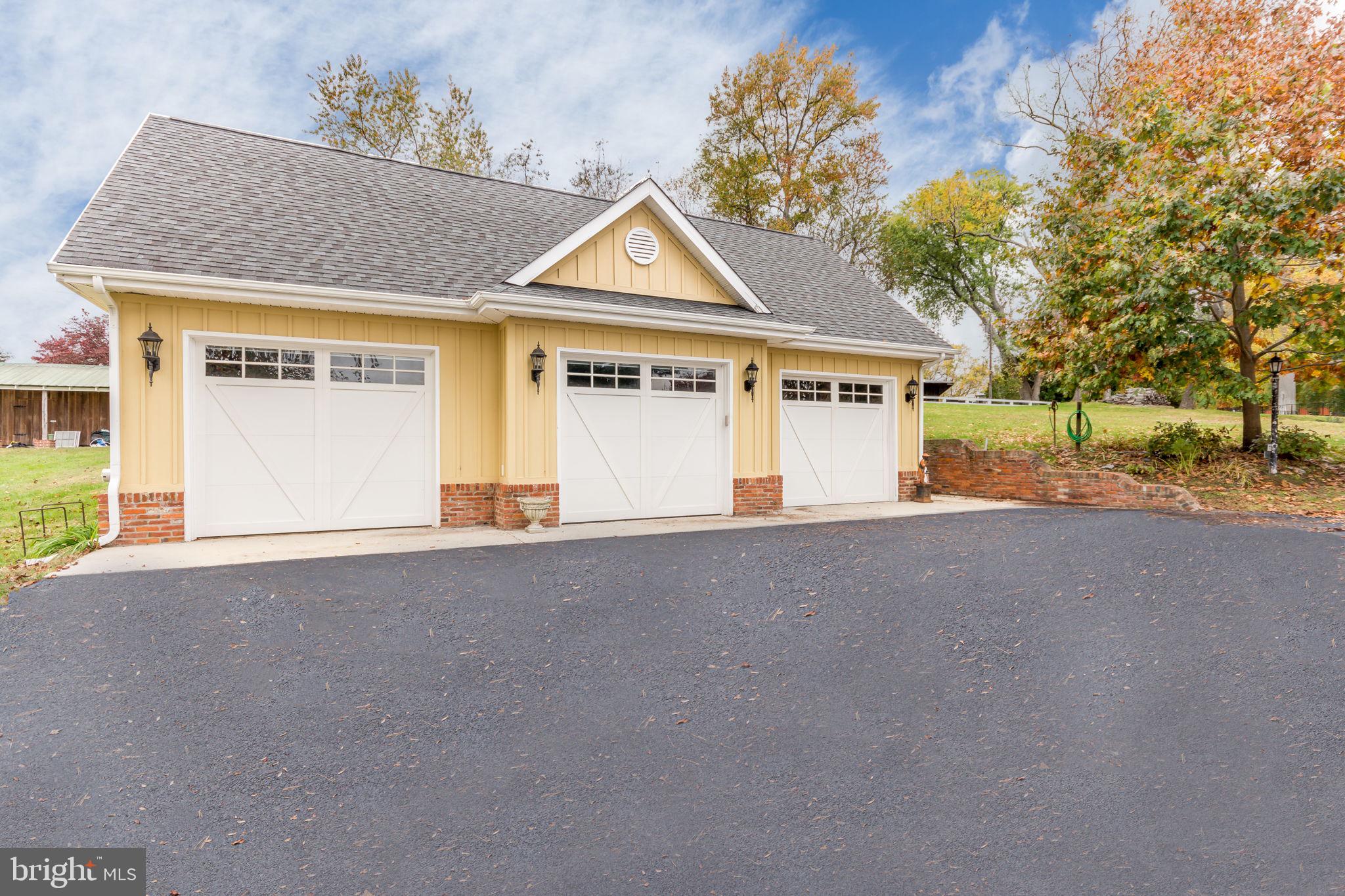 5338 Sudley Road West River, MD 20778 - Photo 36 of 57 3 car garage with finished 2nd floor - 42 x 26