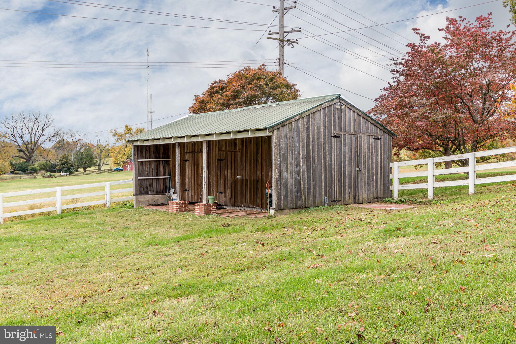5338 Sudley Road West River, MD 20778 - Photo 37 of 57 2 stall barn / shed