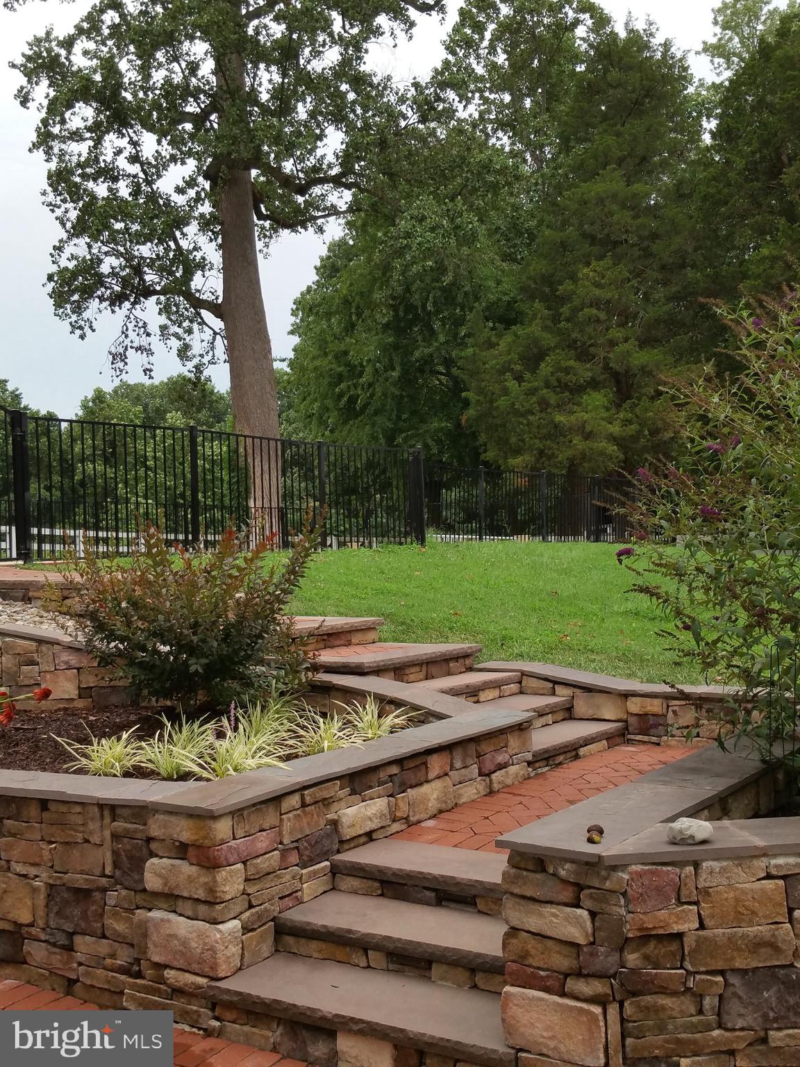 5338 Sudley Road West River, MD 20778 - Photo 46 of 57 Walkway from the rear patio