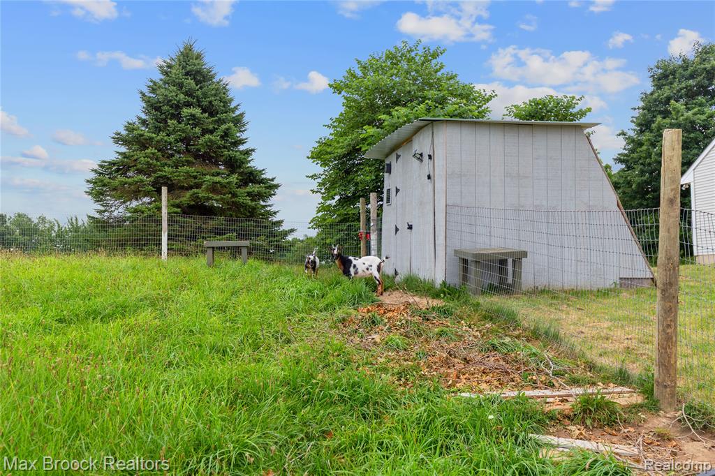 4536 Crandall Road Howell, MI 48855 - Photo 39 of 88