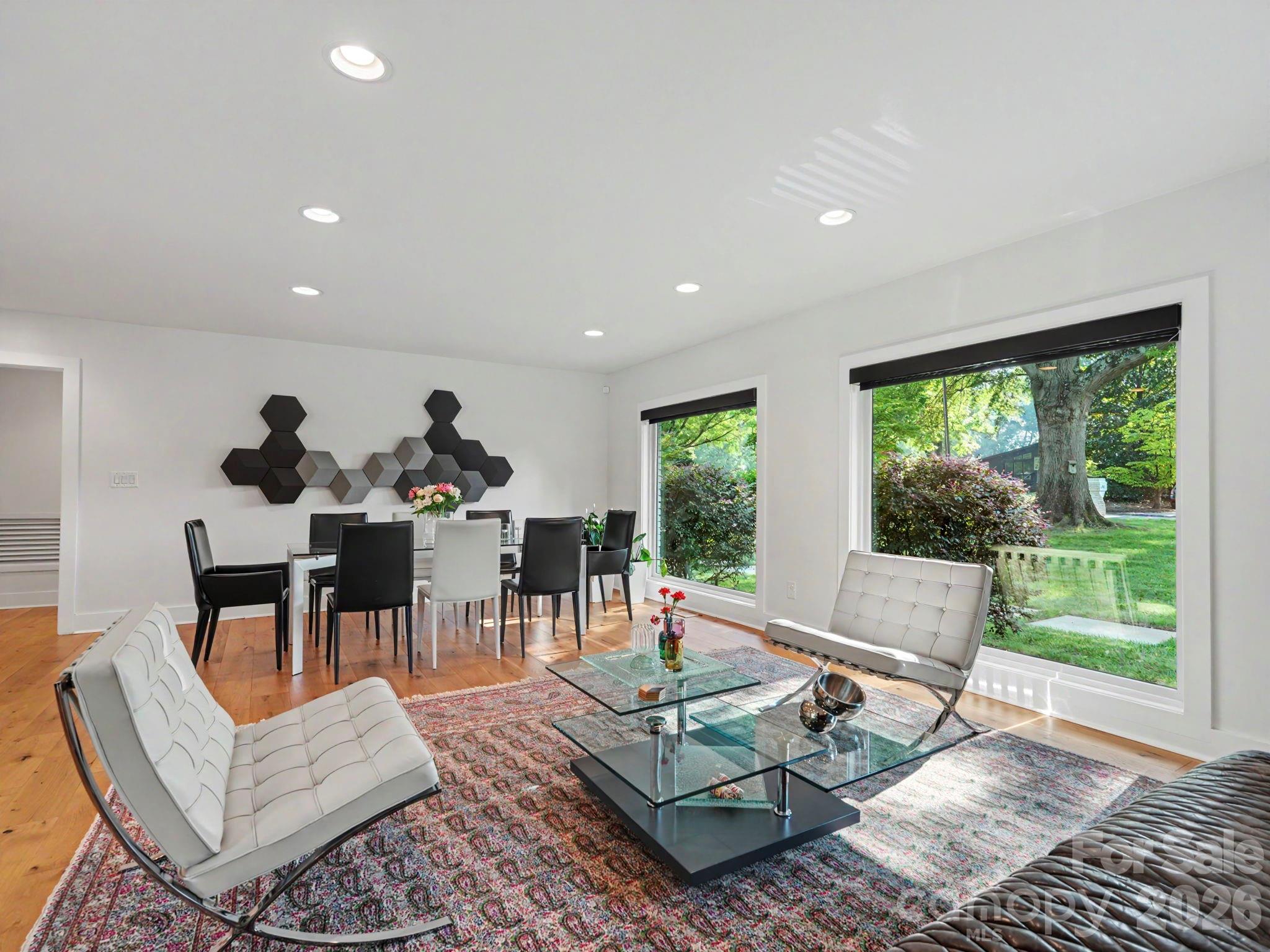 811 Lansdowne Road Charlotte, NC 28270 - Photo 6 of 48 Gallery Image 6