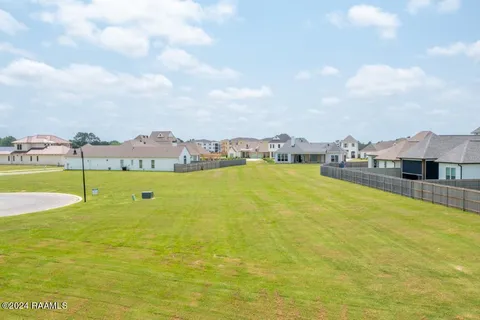 $122,580 | 102 Waterpointe Lane, Scott, LA 70583