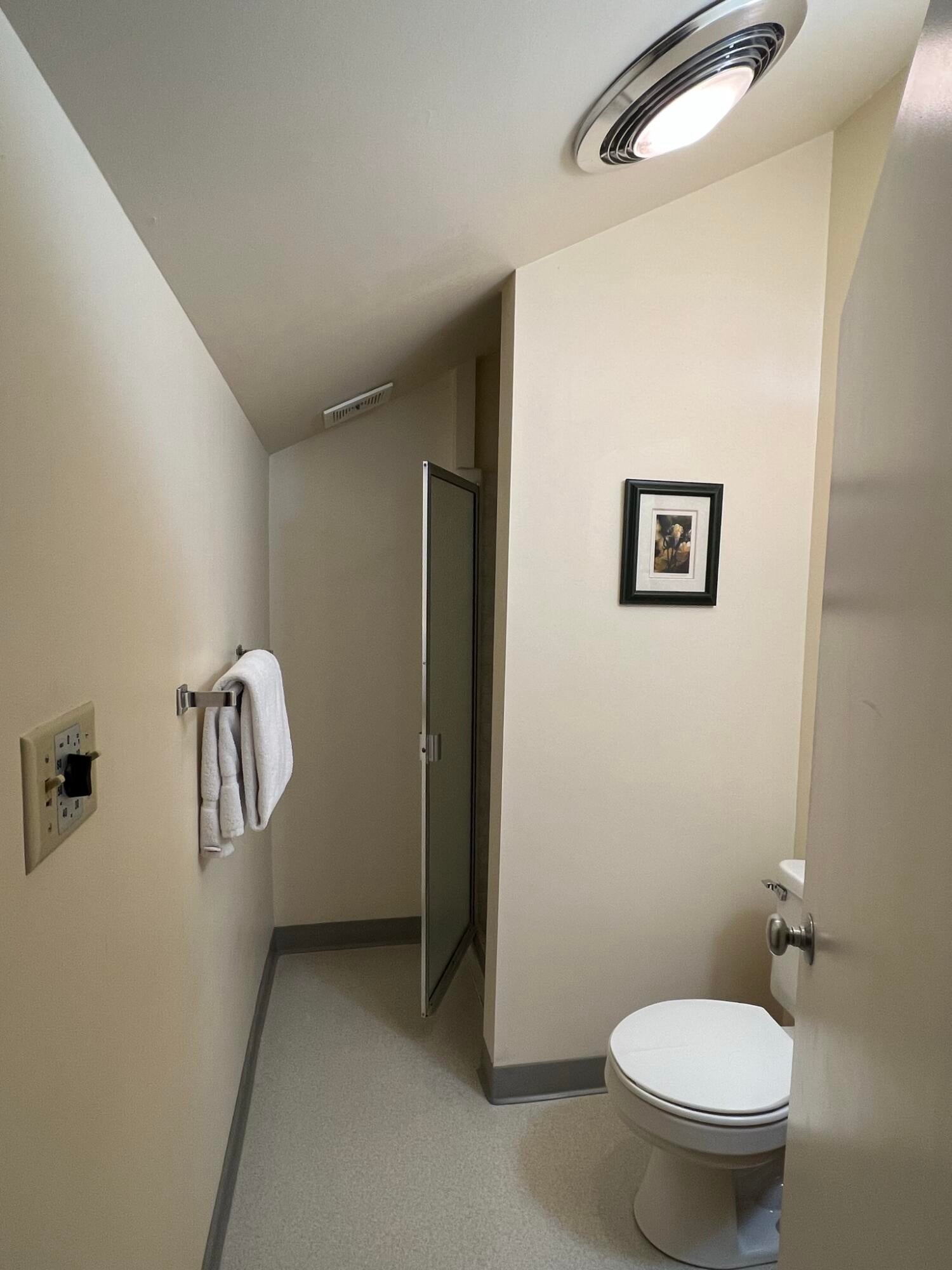57275 Overlook Road, Unit 7 Sunriver, OR 97707 - Photo 21 of 23 21