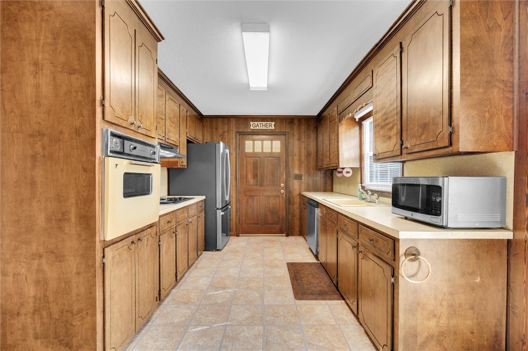 2114 Karen Lane Anderson, SC 29626 - Photo 12 of 30 This cozy kitchen features a classic aesthetic and functional layout for everyday living.