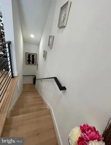 a view of entryway and hall