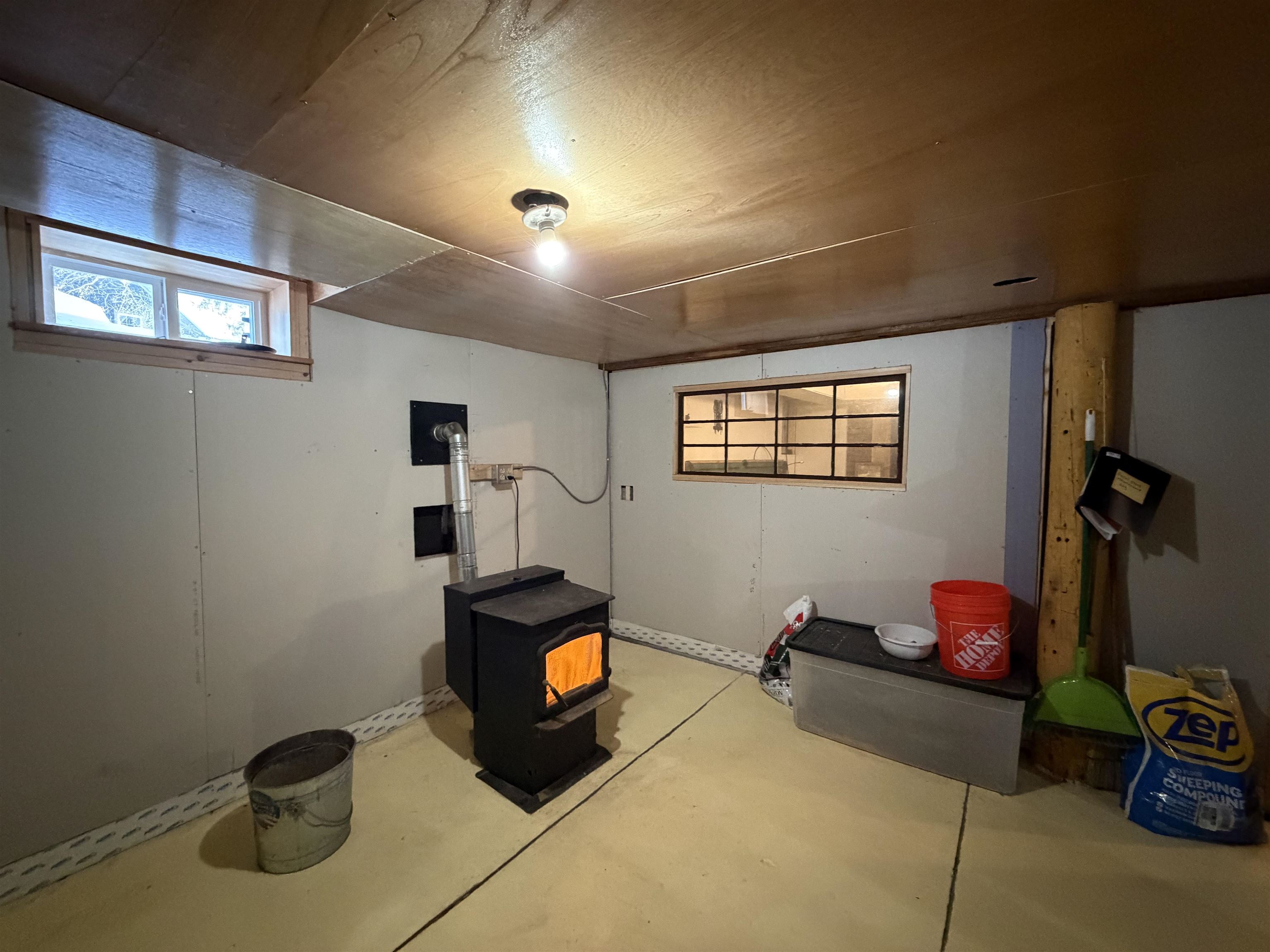 10 Swan Street Winchester, NH 03470 - Photo 23 of 40