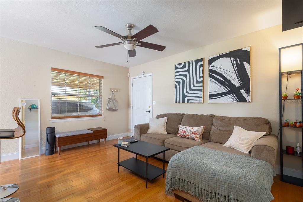 2272 Raeford Road, Unit A3 Orlando, FL 32806 - Photo 4 of 12 Gallery Image 4