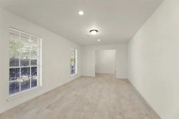 $295,000 | 22019 Kenchester Drive, Houston, TX 77073